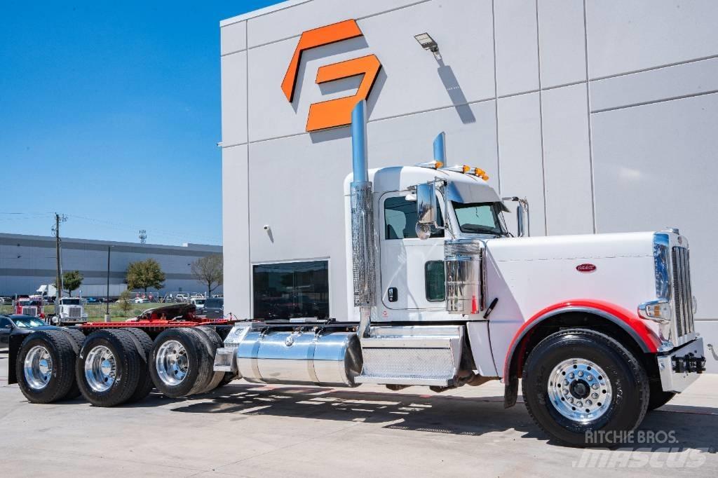 Peterbilt 389 Тягачі