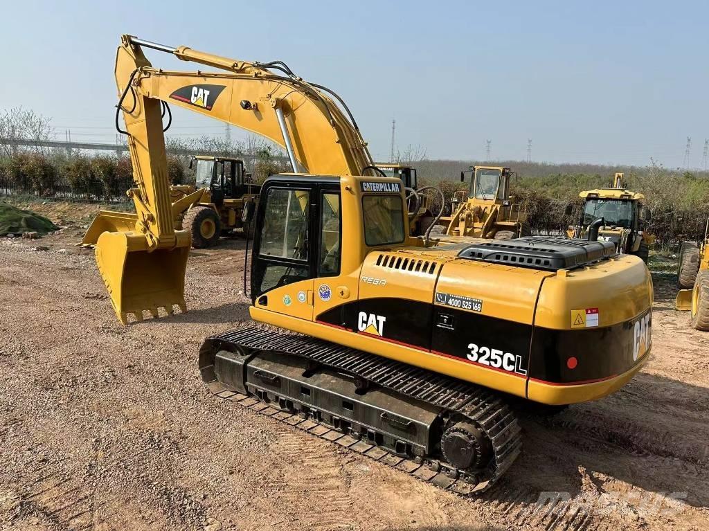 CAT 325C Гусеничні екскаватори