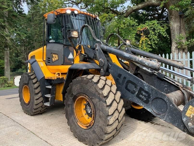 JCB 437 HT Фронтальні навантажувачі
