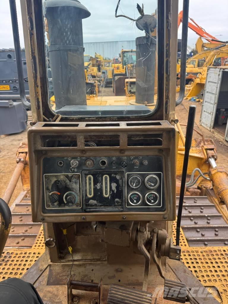 CAT D 8 N Гусеничні бульдозери