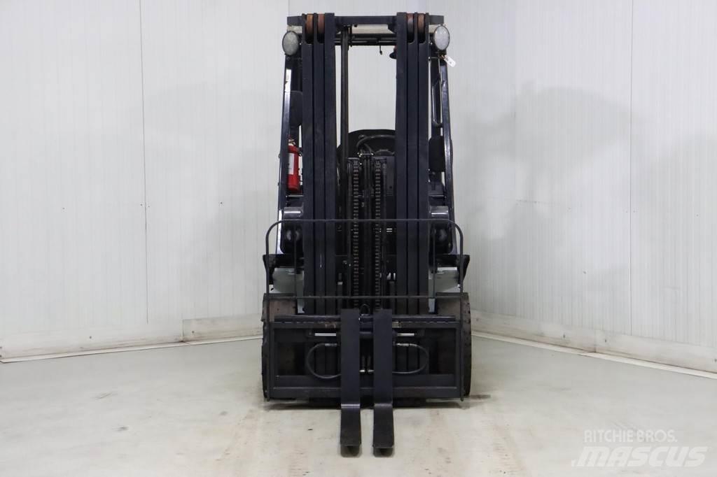 Nissan U1D2A20LQ Газові навантажувачі