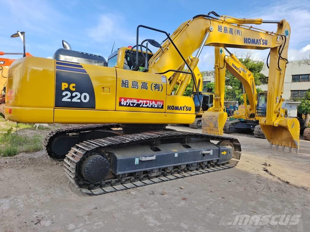 Komatsu PC 220 Гусеничні екскаватори