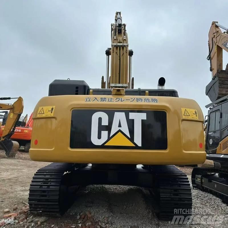 CAT 330 D Гусеничні екскаватори