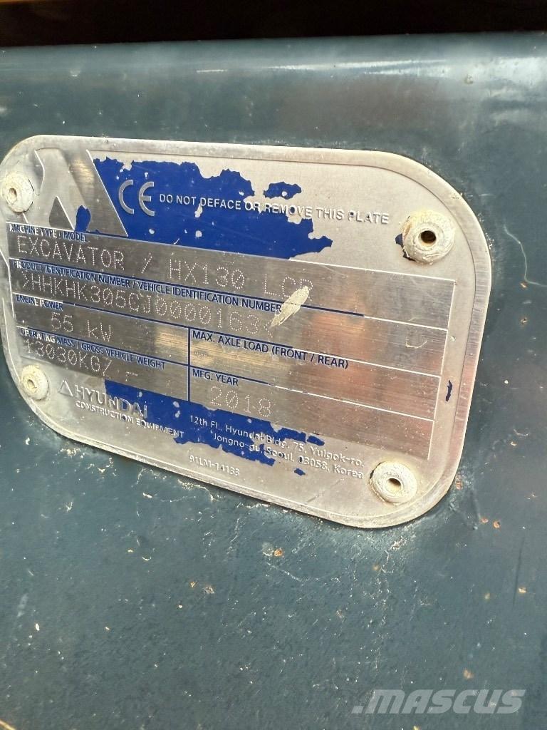 Hyundai HX 130 LCR Гусеничні екскаватори