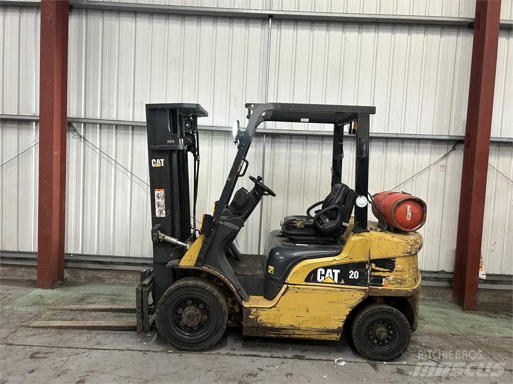 CAT GP25NT Газові навантажувачі