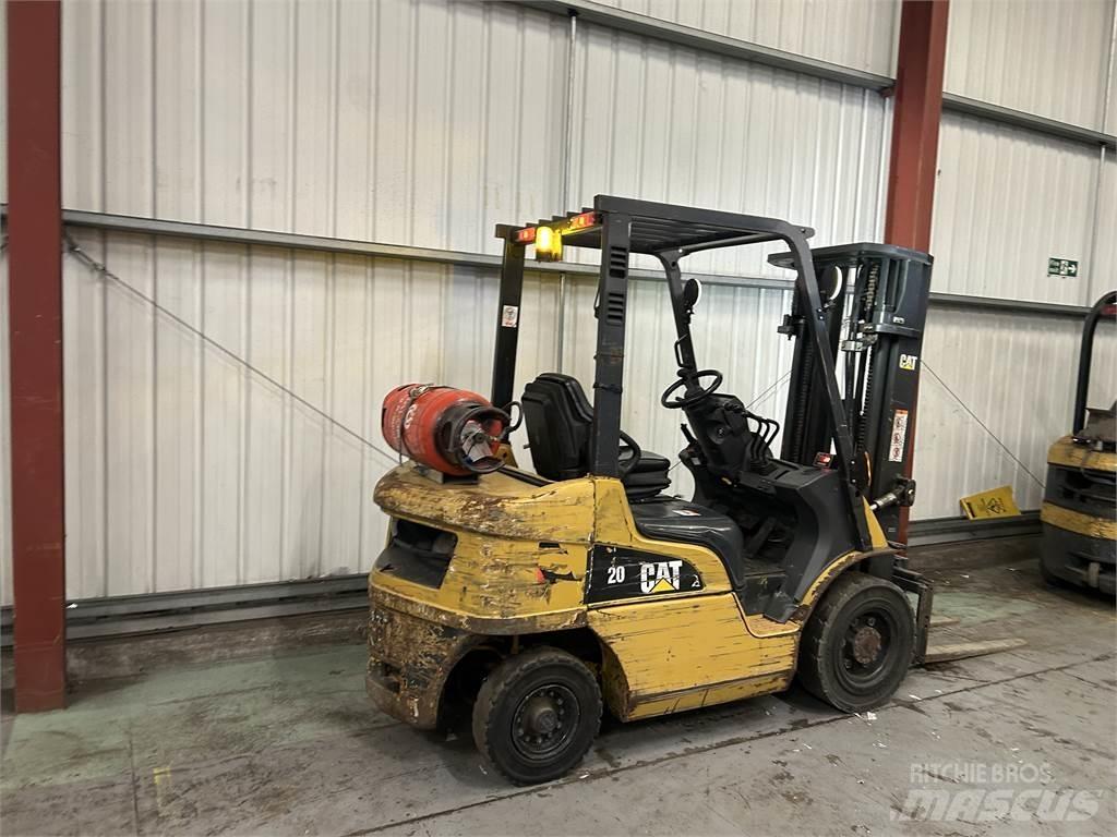 CAT GP25NT Газові навантажувачі
