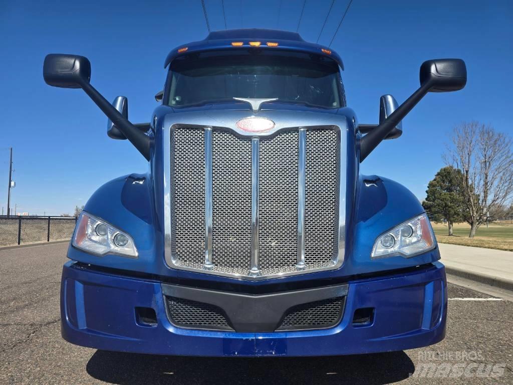 Peterbilt 579 Тягачі
