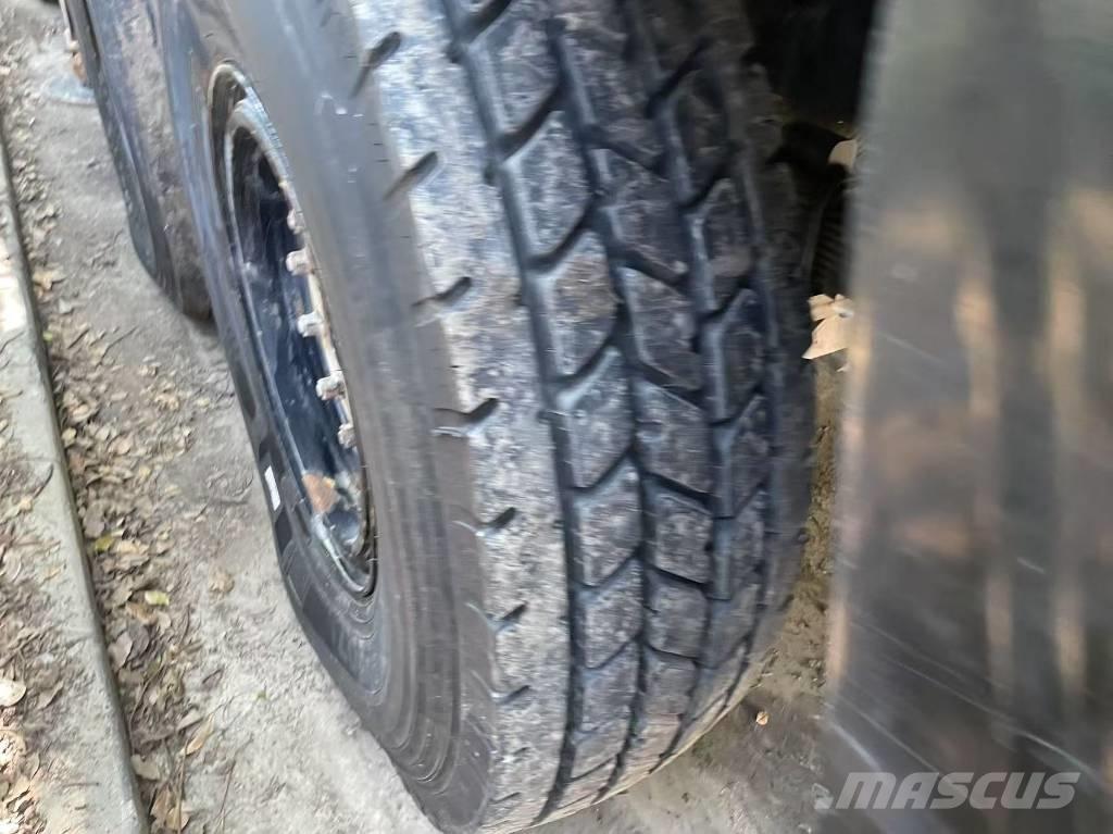 Sany STC 800 T5 автокрани всюдиходи