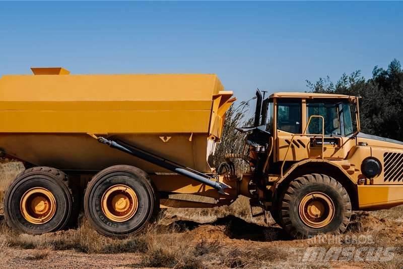 Volvo A30D Вантажівки / спеціальні