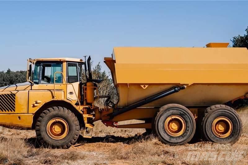 Volvo A30D Вантажівки / спеціальні
