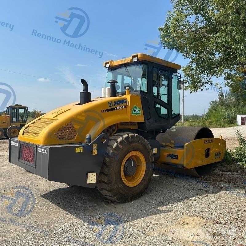 XCMG XS263J Грунтові котки