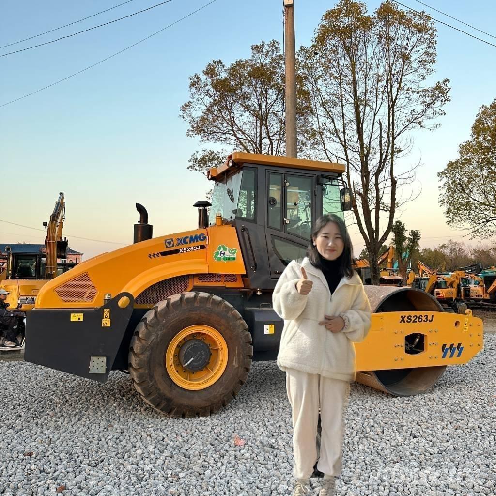 XCMG XS263J Грунтові котки