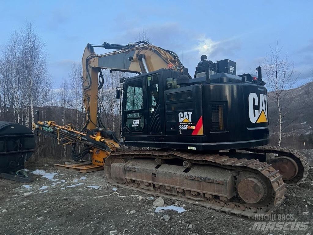 CAT 335 F L CR Свердлильні установки