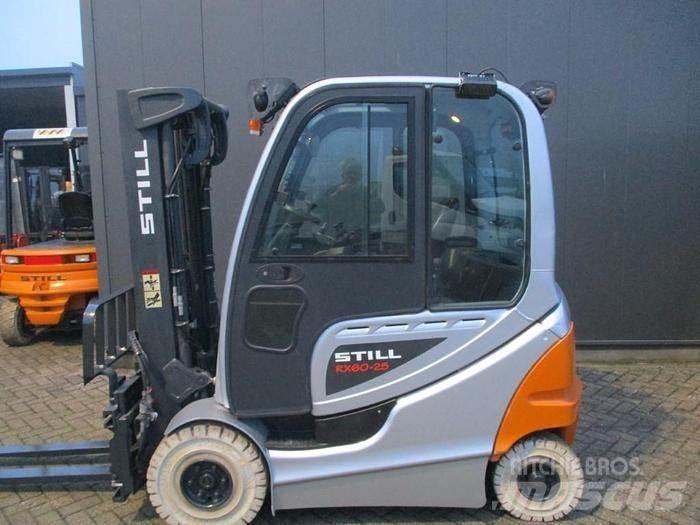 Still RX 60-25 Електронавантажувачі