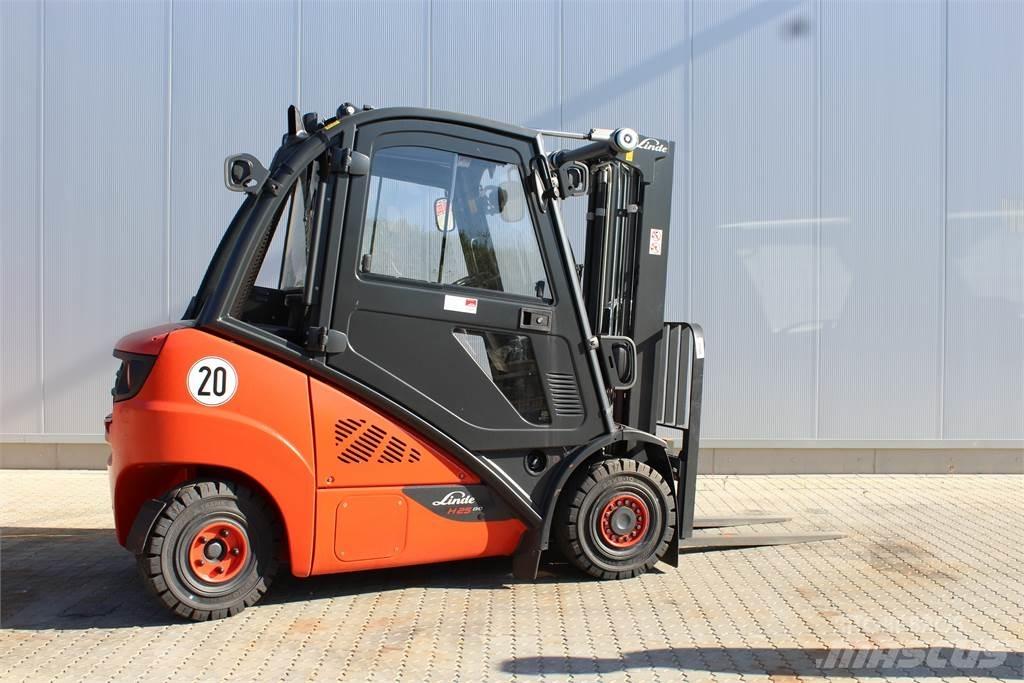 Linde H25D Дизельні навантажувачі