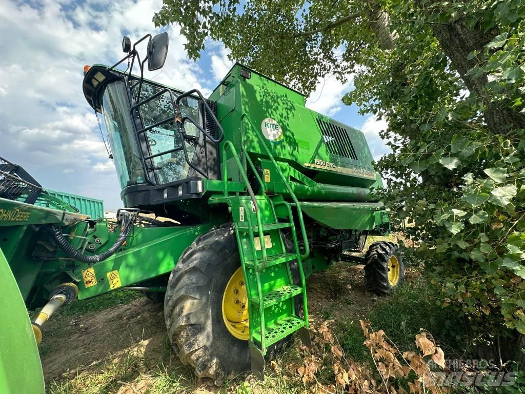 John Deere 1550 CWS Зернозбиральні комбайни