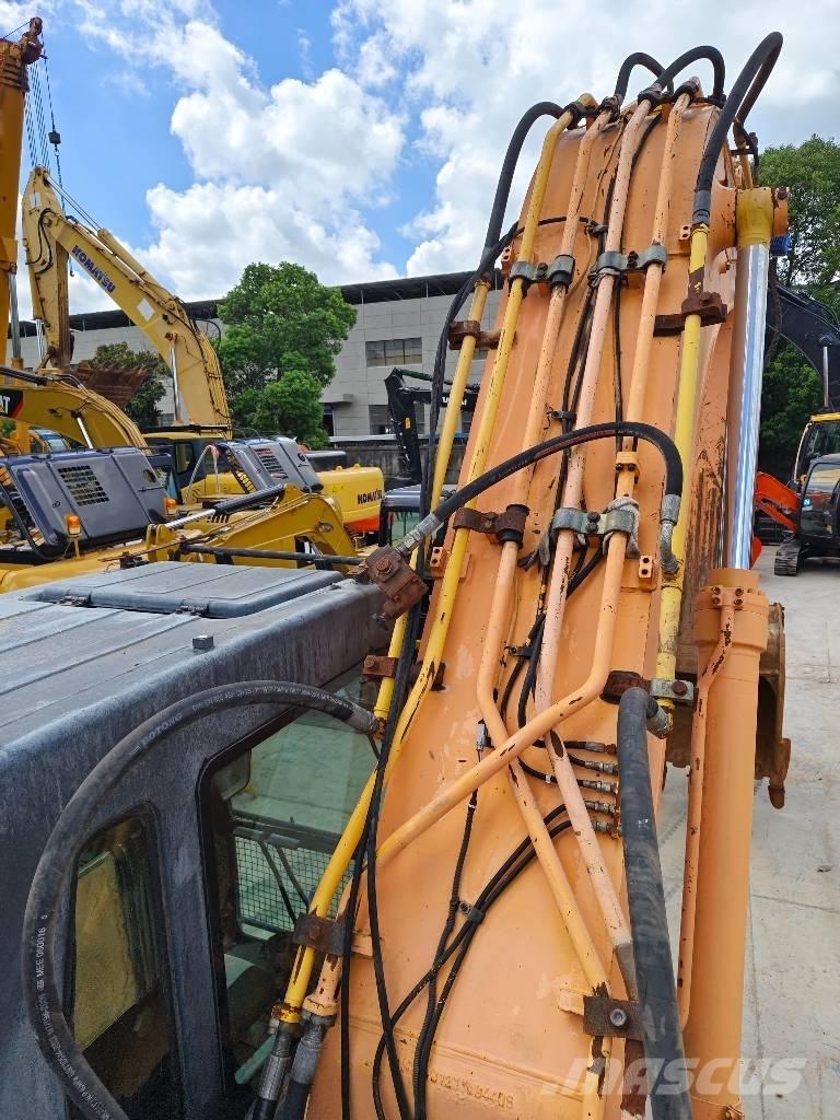 Hyundai R305LC-7 Гусеничні екскаватори