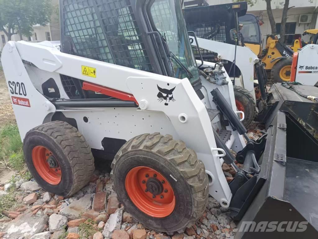 Bobcat S 220 Міні-навантажувачі