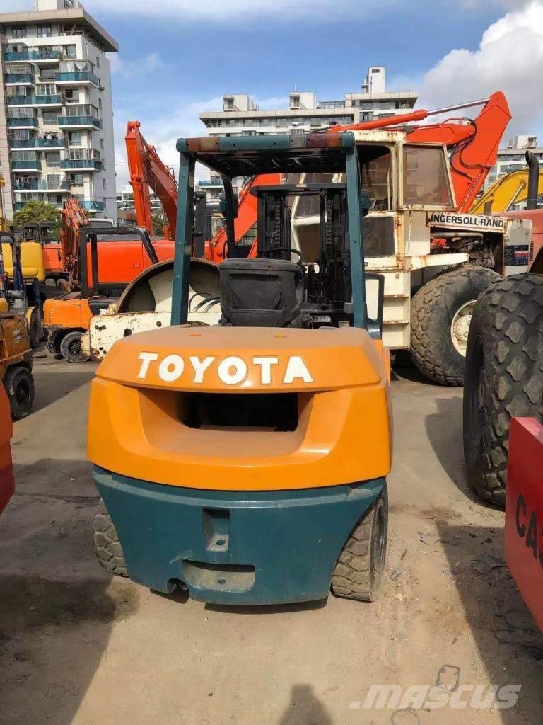 Toyota FD 50 Дизельні навантажувачі