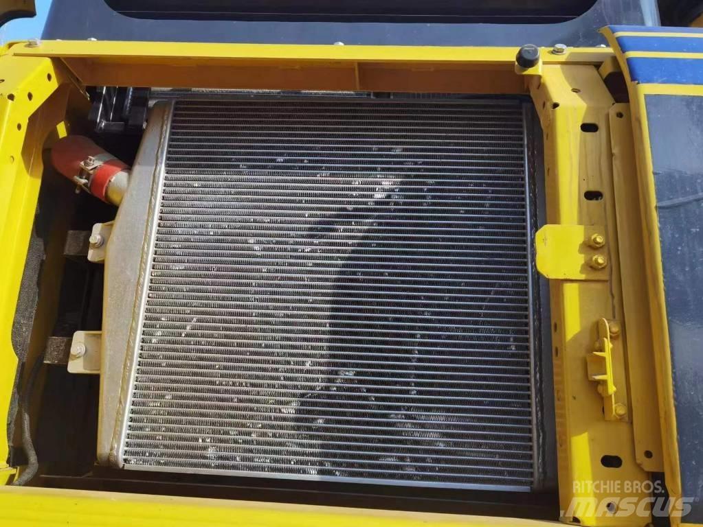 Komatsu PC 450-8 Гусеничні екскаватори