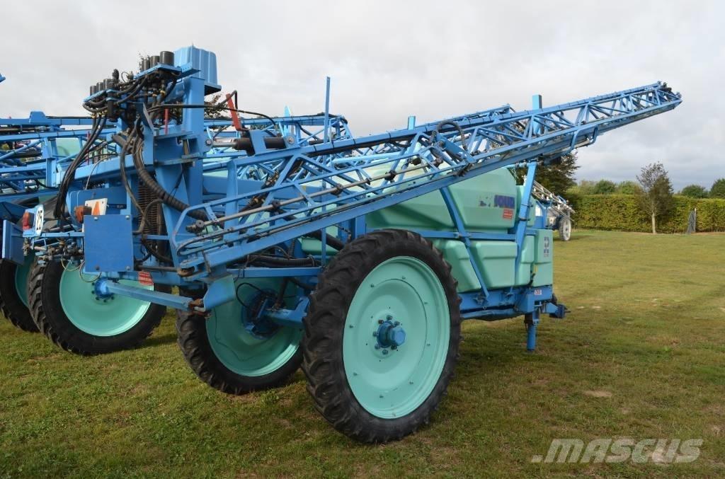 Berthoud Mack 32 Причіпні обприскувачі