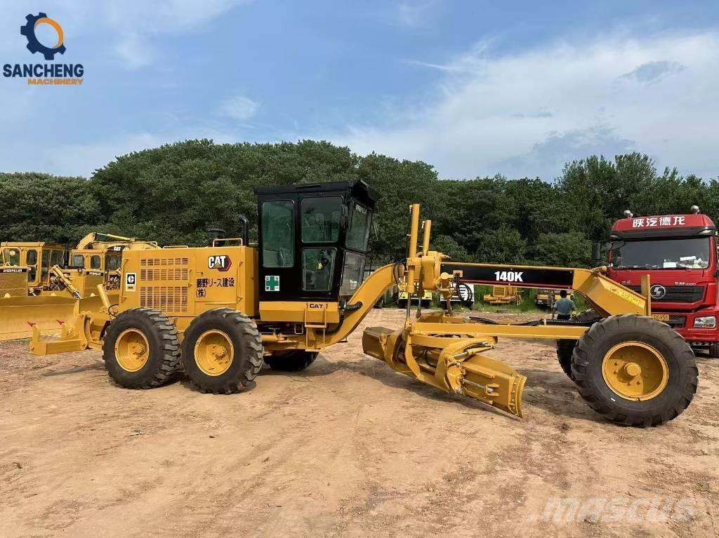 CAT 140K Грейдери