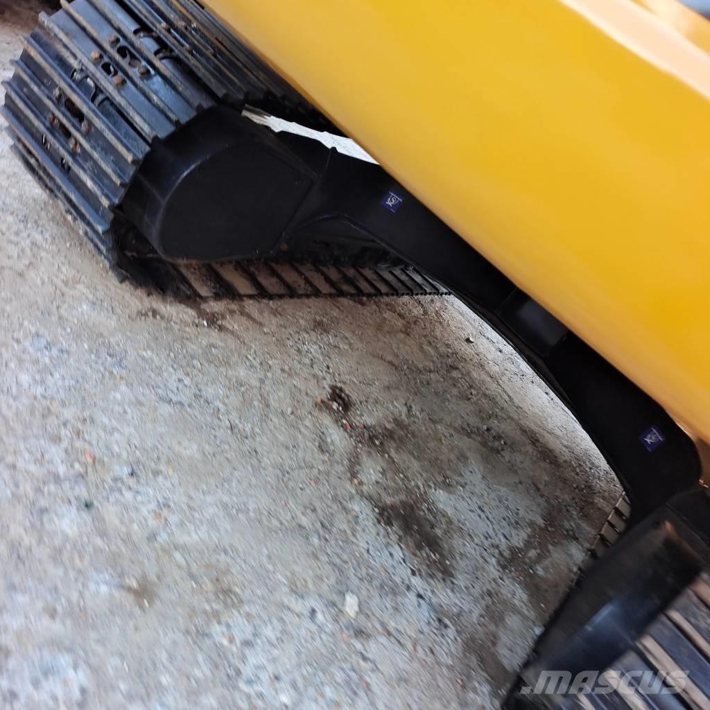 CAT 320 D Гусеничні екскаватори