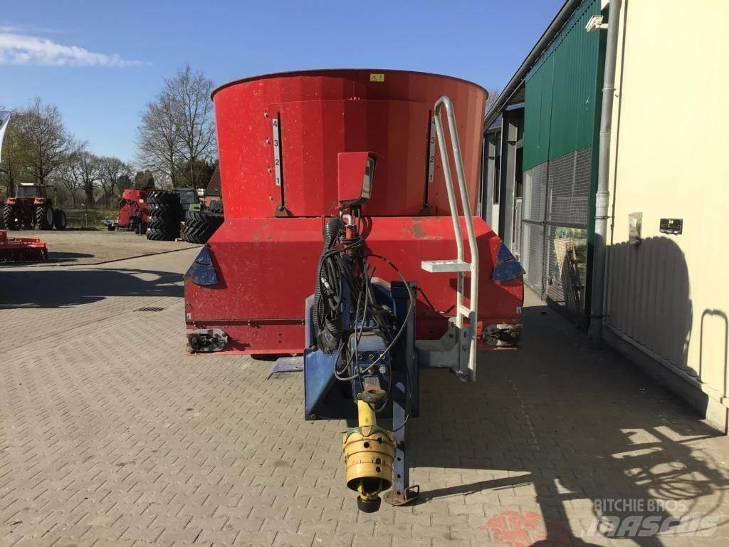 Mayer VM-18 DUO T Завантажувачі змішувальних машин