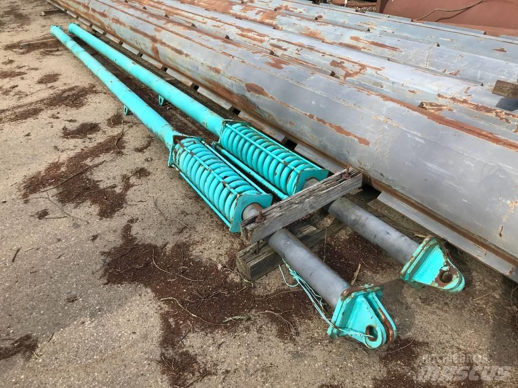 Kobelco CKE1350 Запчастини для кранів