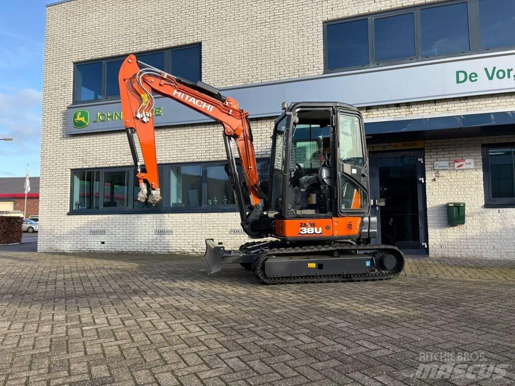Hitachi ZX38U-6 Міні-екскаватори < 7т