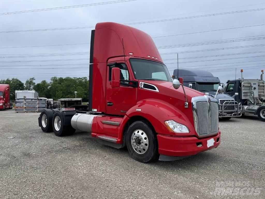 Kenworth T 680 Тягачі