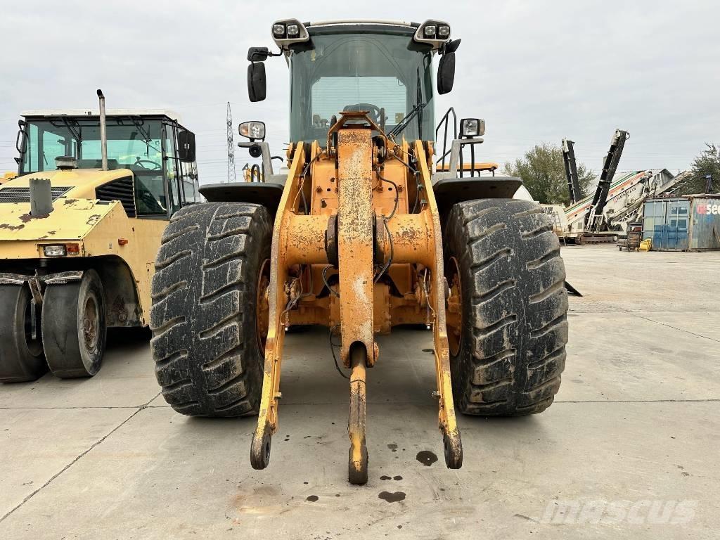 Liebherr L 550 Фронтальні навантажувачі