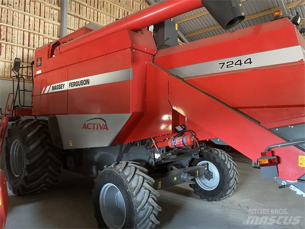 Massey Ferguson 7244 Зернозбиральні комбайни