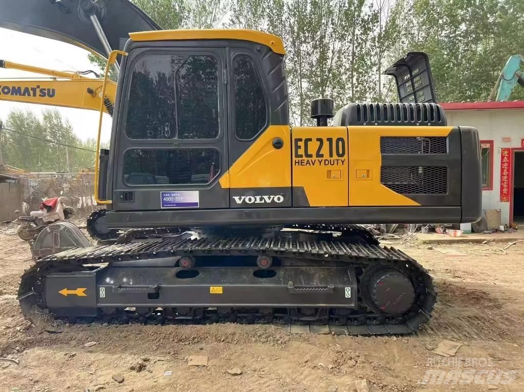 Volvo EC 210 D Гусеничні екскаватори