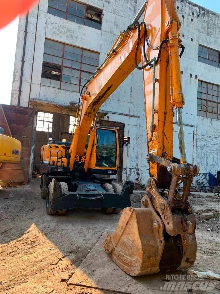 Hyundai R210W-9 Гусеничні екскаватори