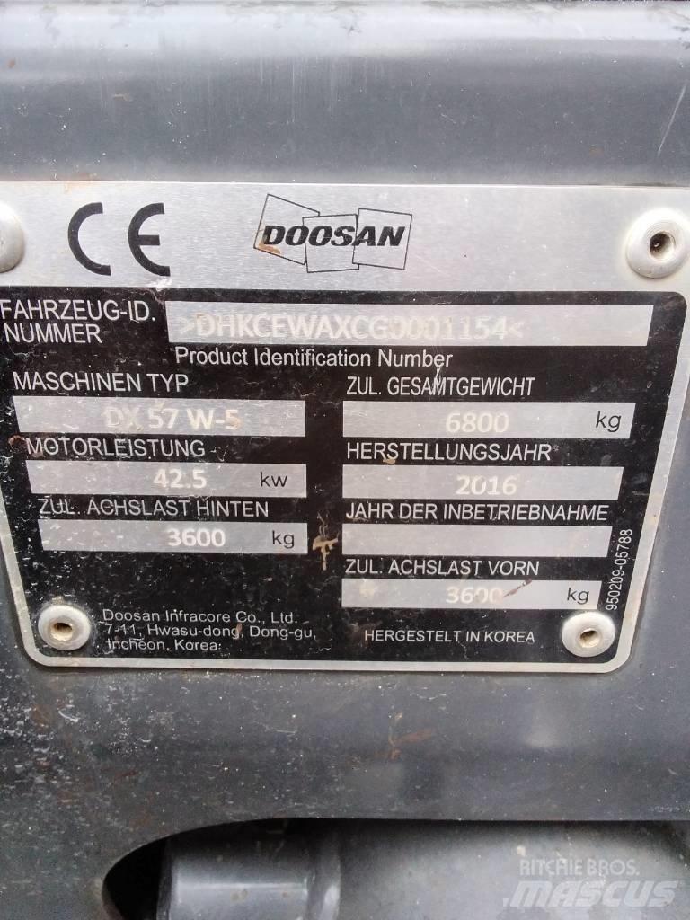 Doosan DX 57 W-5 Колісні екскаватори
