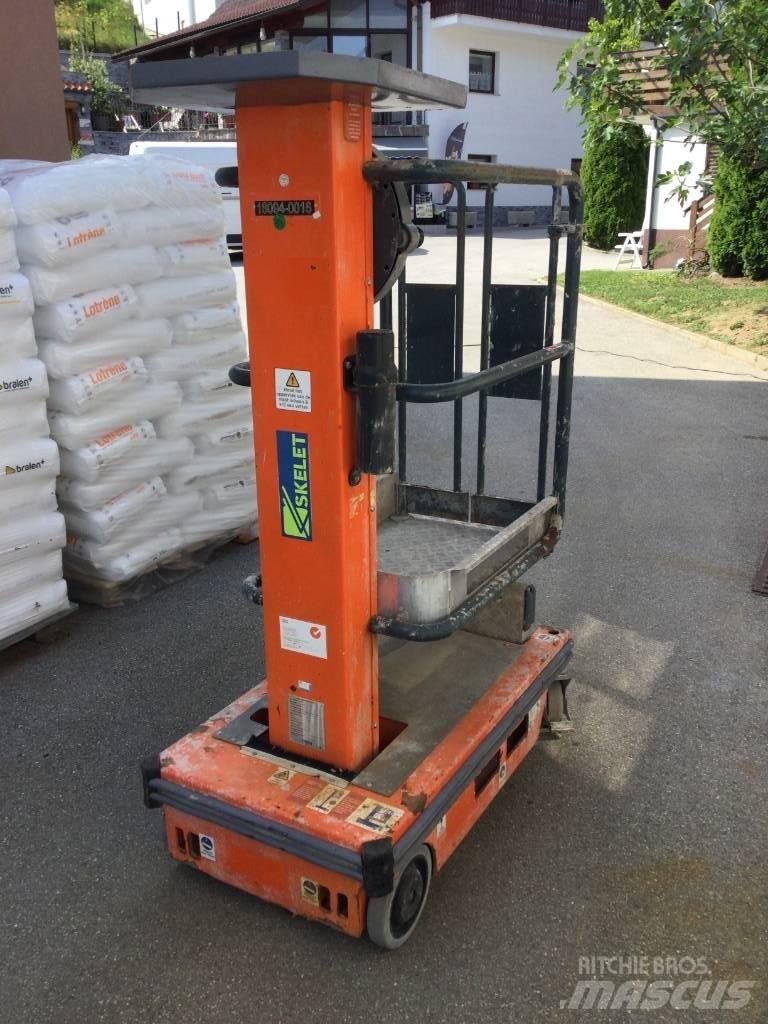 JLG Ecolift 50 Вертикальні щоглові підйомники