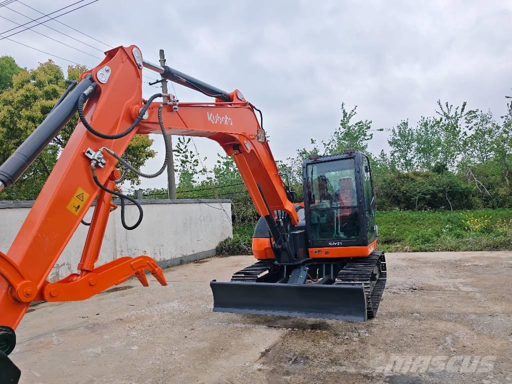 Kubota KX 80-4 Середні екскаватори 7т. - 12т.