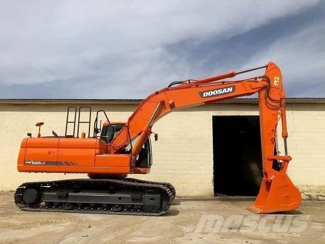 Doosan dx225 Гусеничні екскаватори