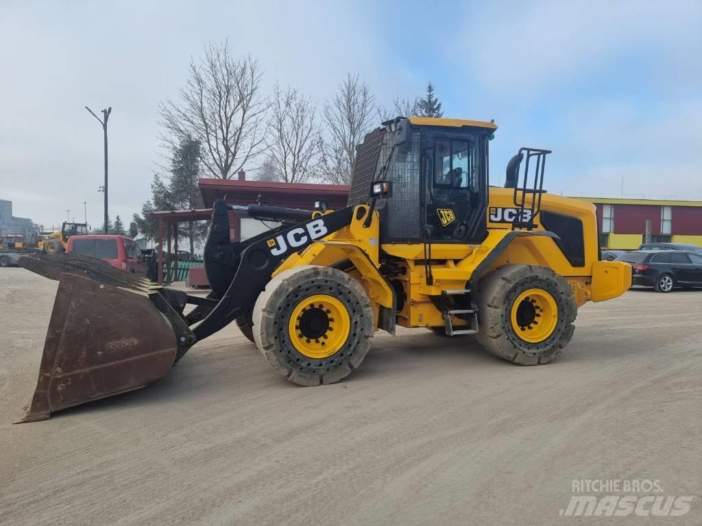 JCB 427 Фронтальні навантажувачі