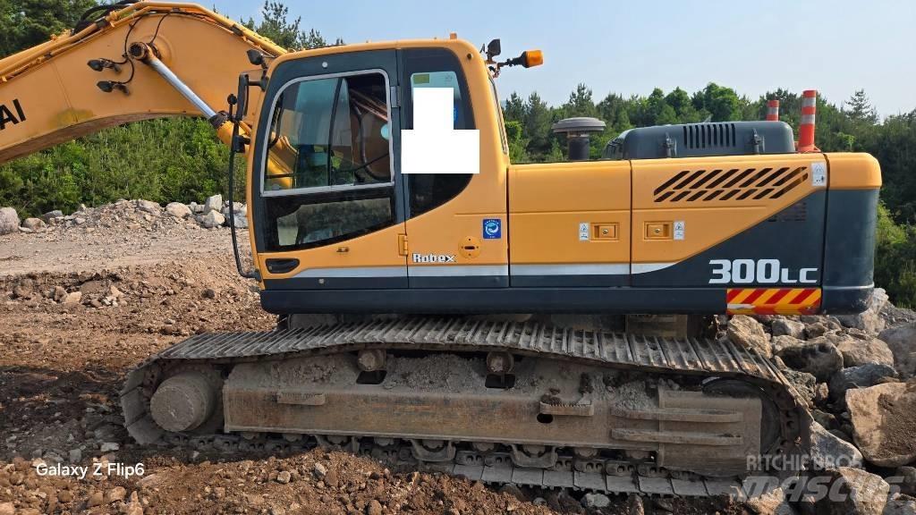Hyundai Robex 300 LC Гусеничні екскаватори
