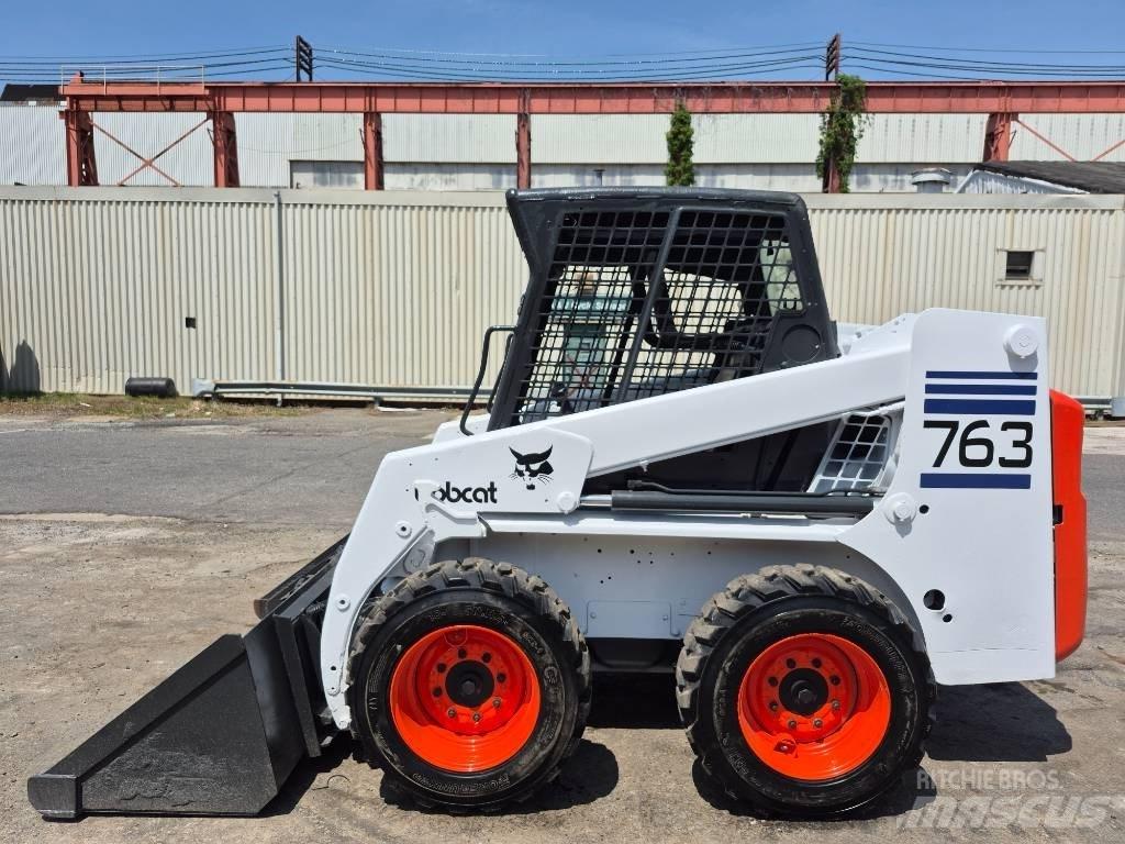 Bobcat 763 Міні-навантажувачі