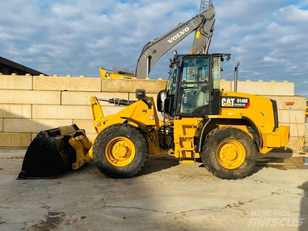 CAT 914 m Фронтальні навантажувачі