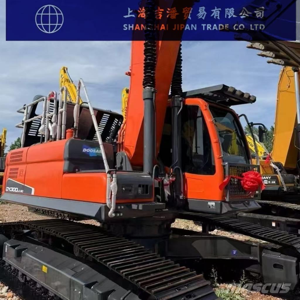 Doosan DX 300 Гусеничні екскаватори