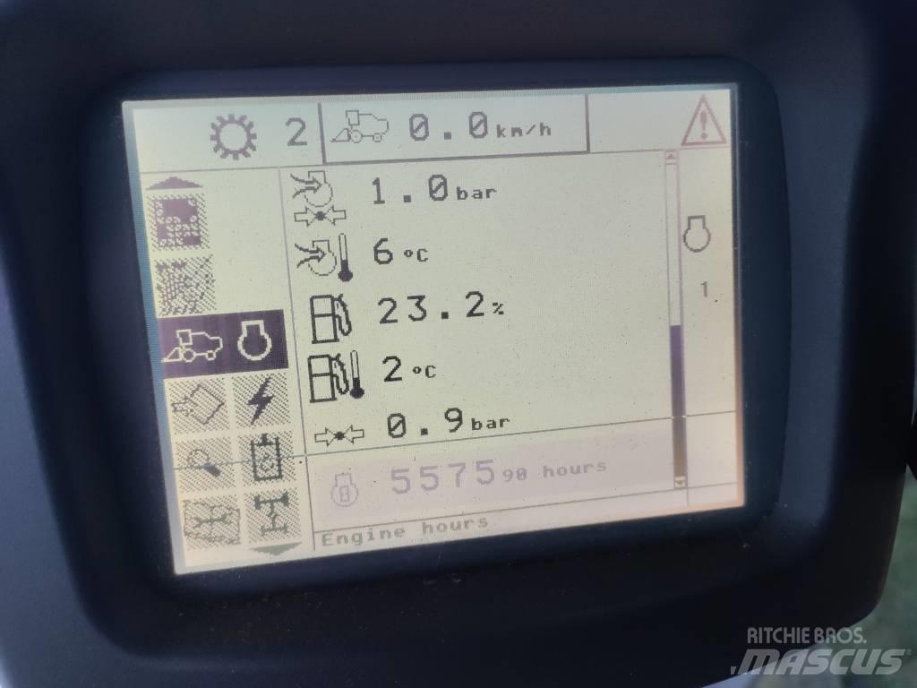 New Holland CX 860 Зернозбиральні комбайни
