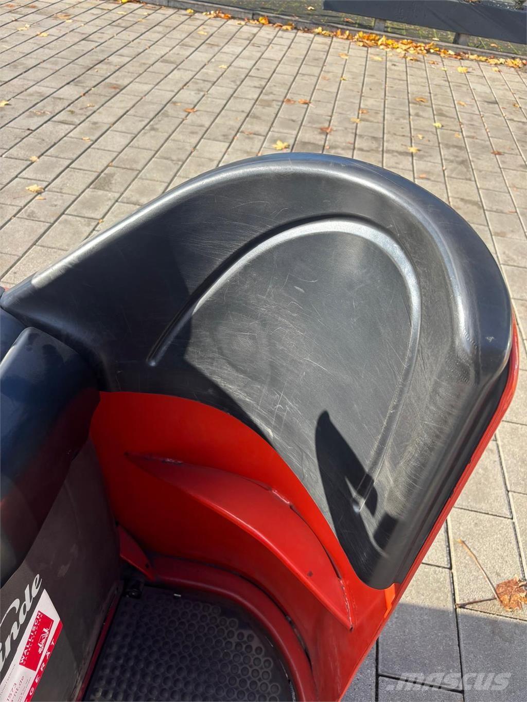 Linde L12 LHP SP Самохідні електроштабелери