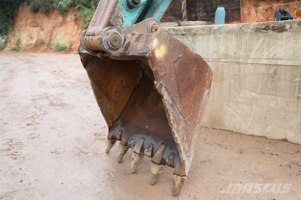 Kobelco SK 200-8 Гусеничні екскаватори
