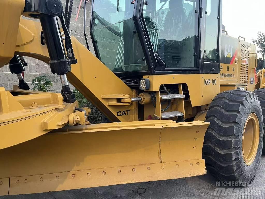 CAT 140 G Грейдери