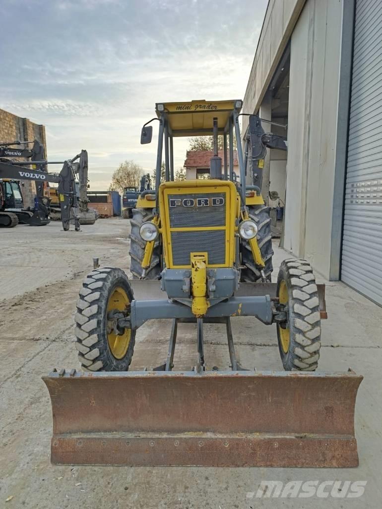 Ford Minigrader Грейдери