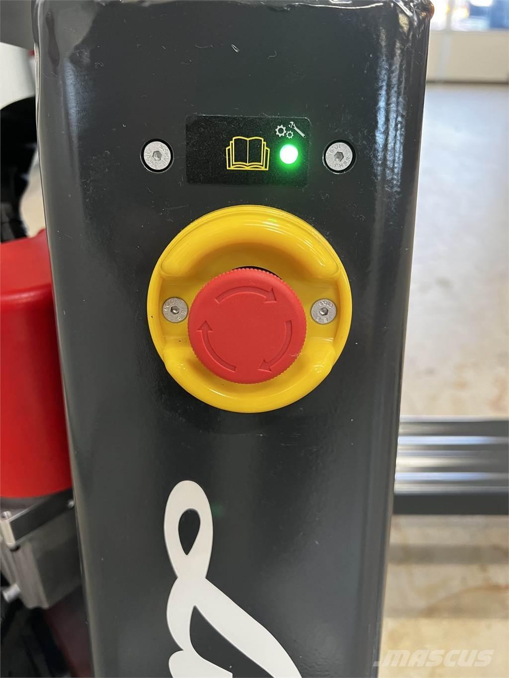 Linde MT15C Ручний візок